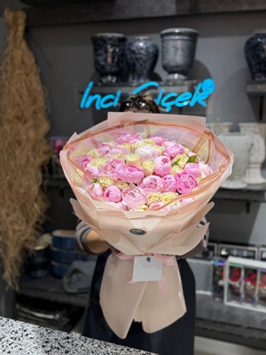 Pembe Şakayık ve Beyaz Gül Karışık Lüks Buket