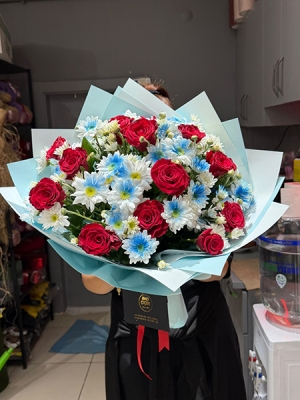 Lüks Kırmızı Gül & Krizantem Buketi