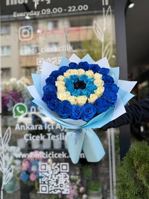 Nazar Boncuklu Kucak Dolusu Gül Buketi